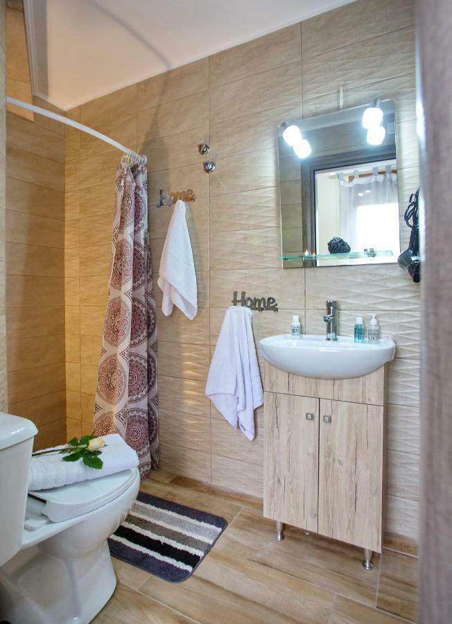 Rent House Karavi Penzion Nea Iraklitsa